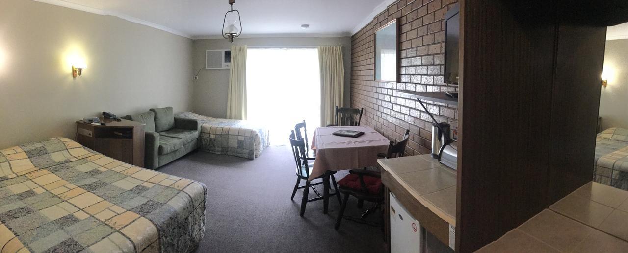 Cardigan Lodge Motel Ballarat Exterior photo